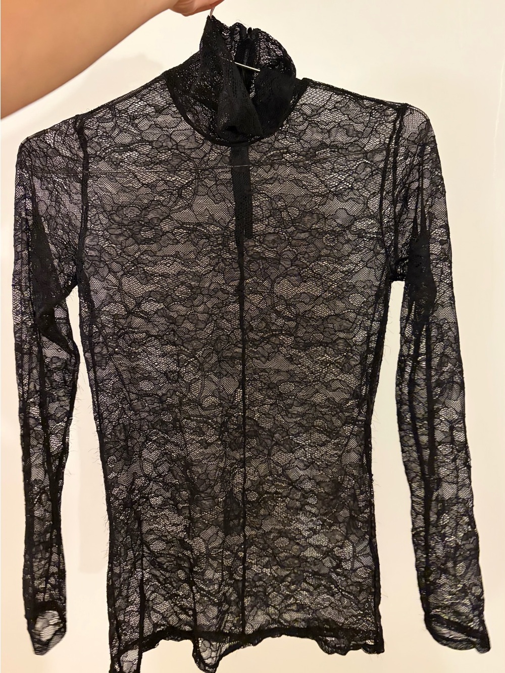Callipygian - black Lace Long-Sleeve Mock Neck Top